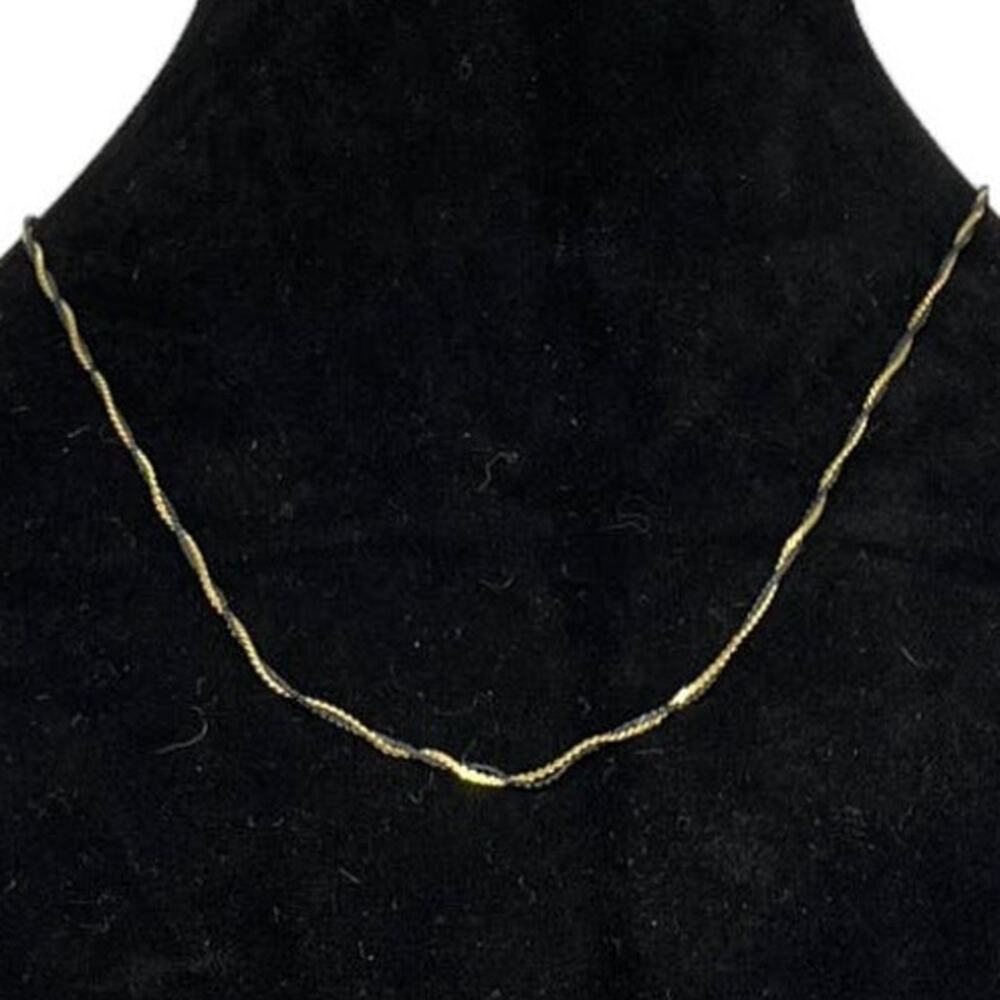 Elegant Black and Gold Entwined Chain Necklace